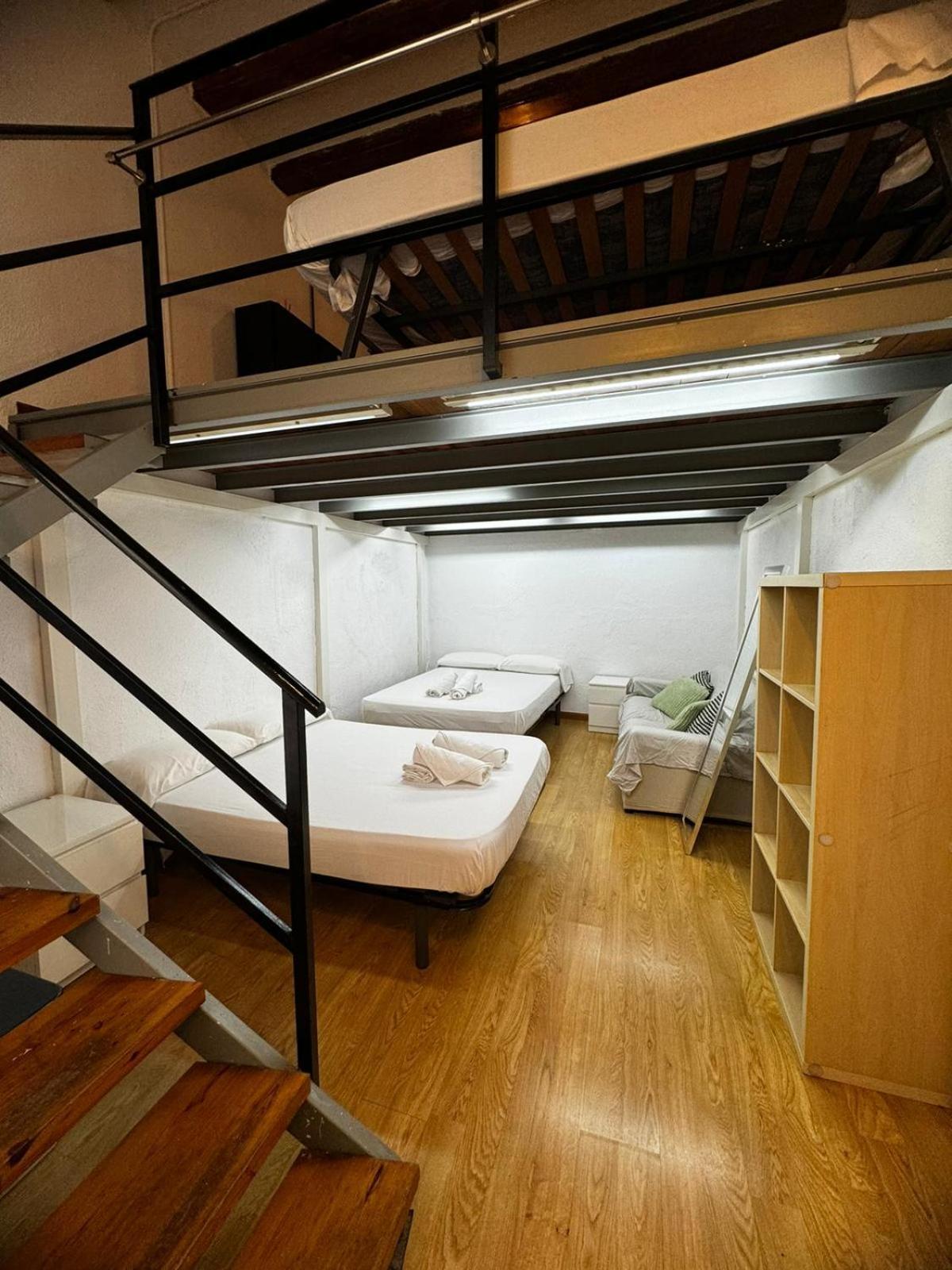 Habitacion Para Grupos Y Familias Hasta 8 Barcelona Exterior foto